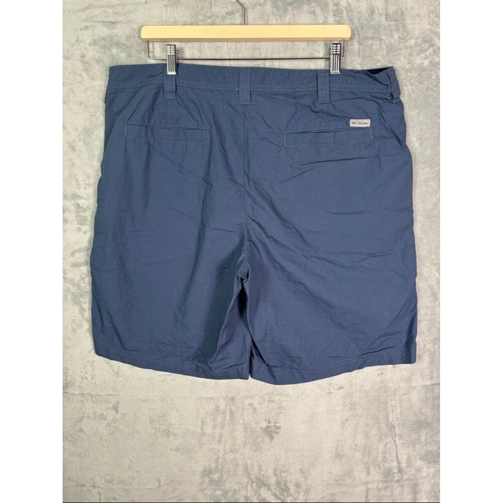 Columbia Blue Lightweight Athletic Shorts Size 40